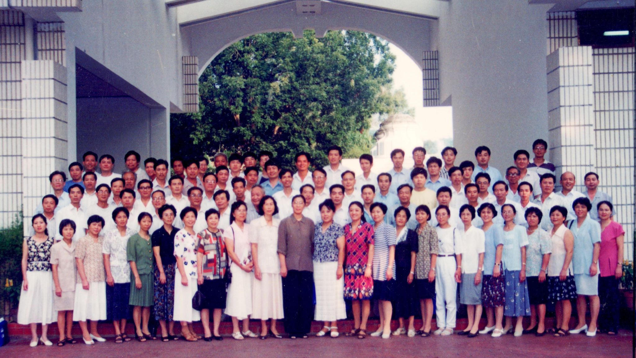 海洋系建系50周年海化專業系友合影